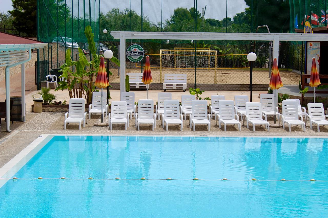 Villaggio Turistico Defensola ヴィエステ エクステリア 写真