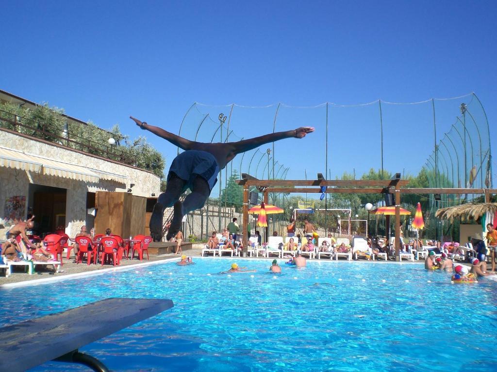 Villaggio Turistico Defensola ヴィエステ エクステリア 写真